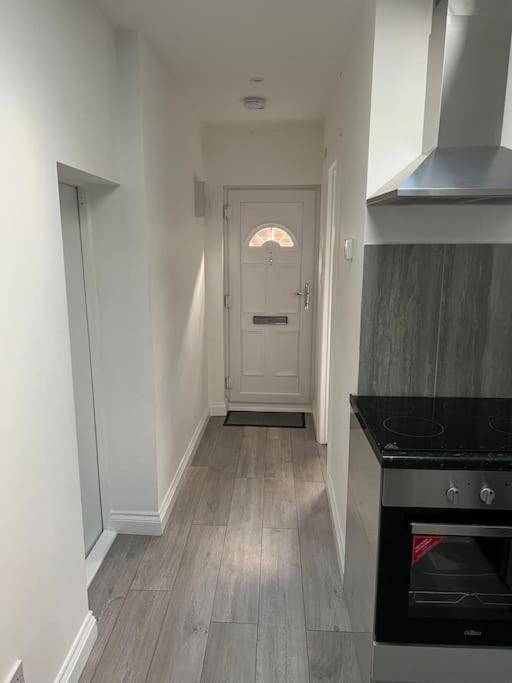 Modern Flat With Free Parking